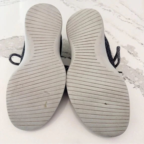 Allbirds The Wool Runners Sneakers - Picture 8 of 11